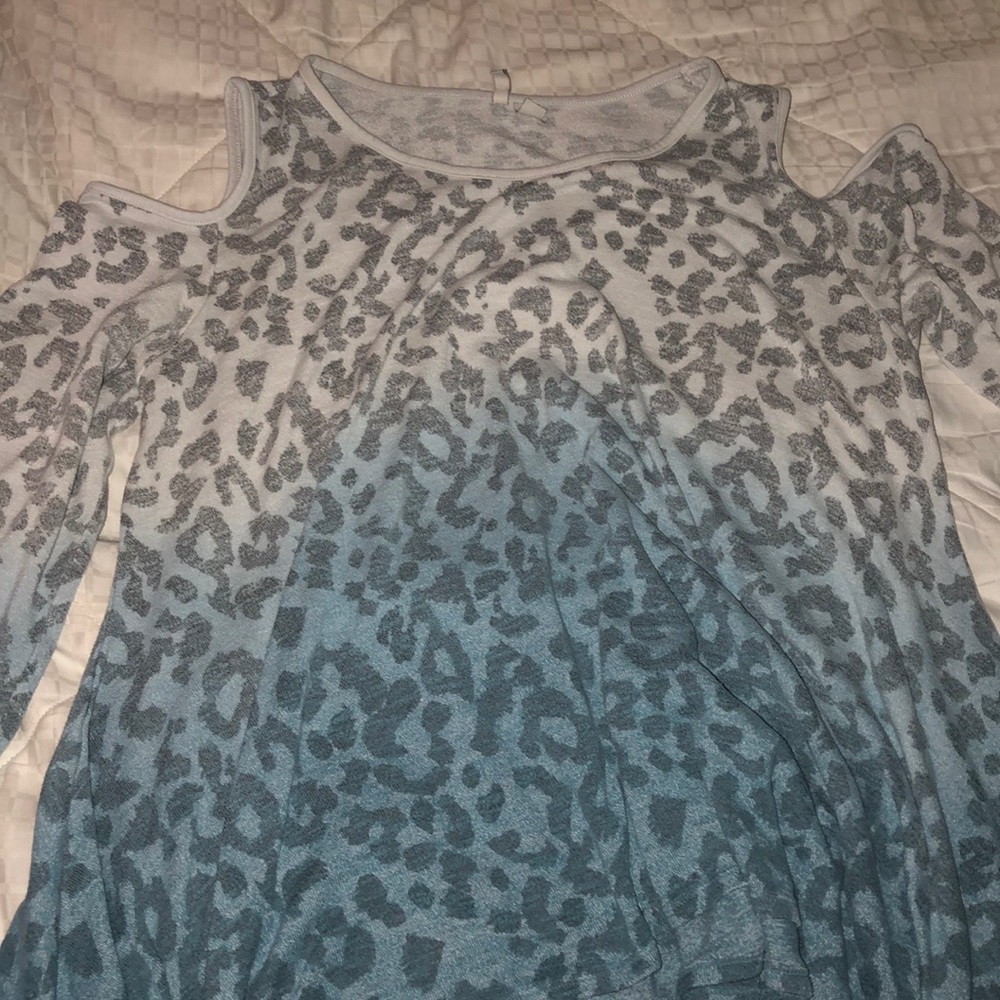 18/20W women’s CATO cold shoulder